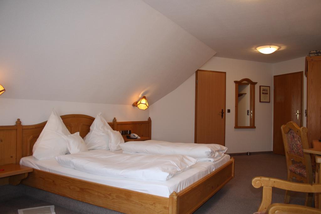 Die Krone Staufen Quarto foto